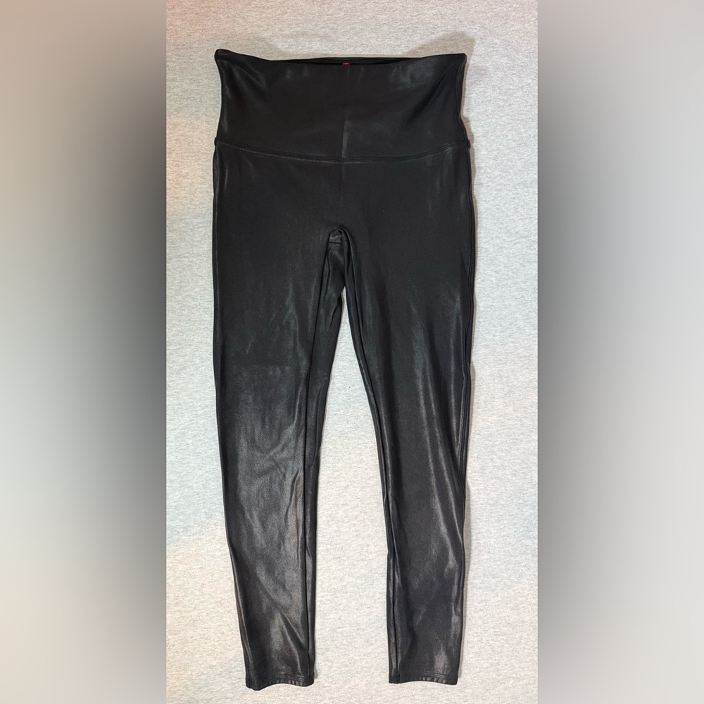 SPANX Faux Leather Leggings – Black 🖤✨ - Picture 3 of 6
